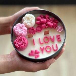 Scented “I love you” Candle